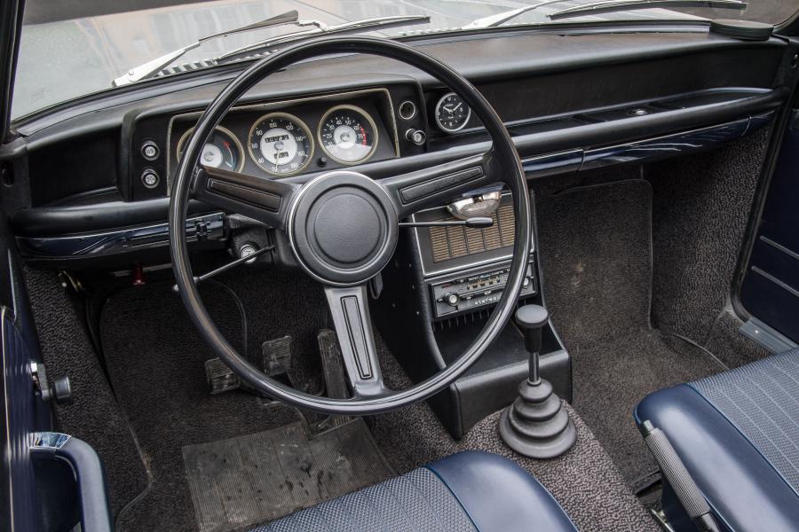 Торпедо BMW 1600-2 Convertible by Karmann (E10) 1967 года  (фото 4 из 34)